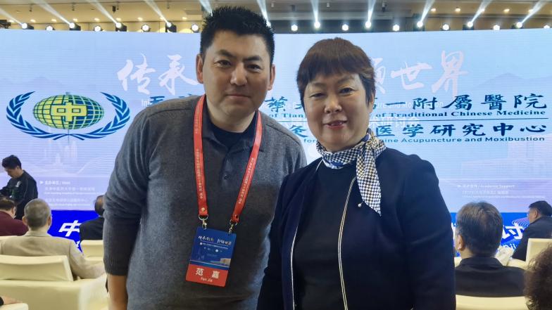 Dr. Jia Fan (UCT Neuroscience Institute) and Prof. Chunhong Zhang (Tianjin University of Traditional Chinese Medicine)