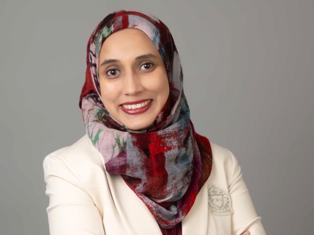 Dr Aayesha Soni